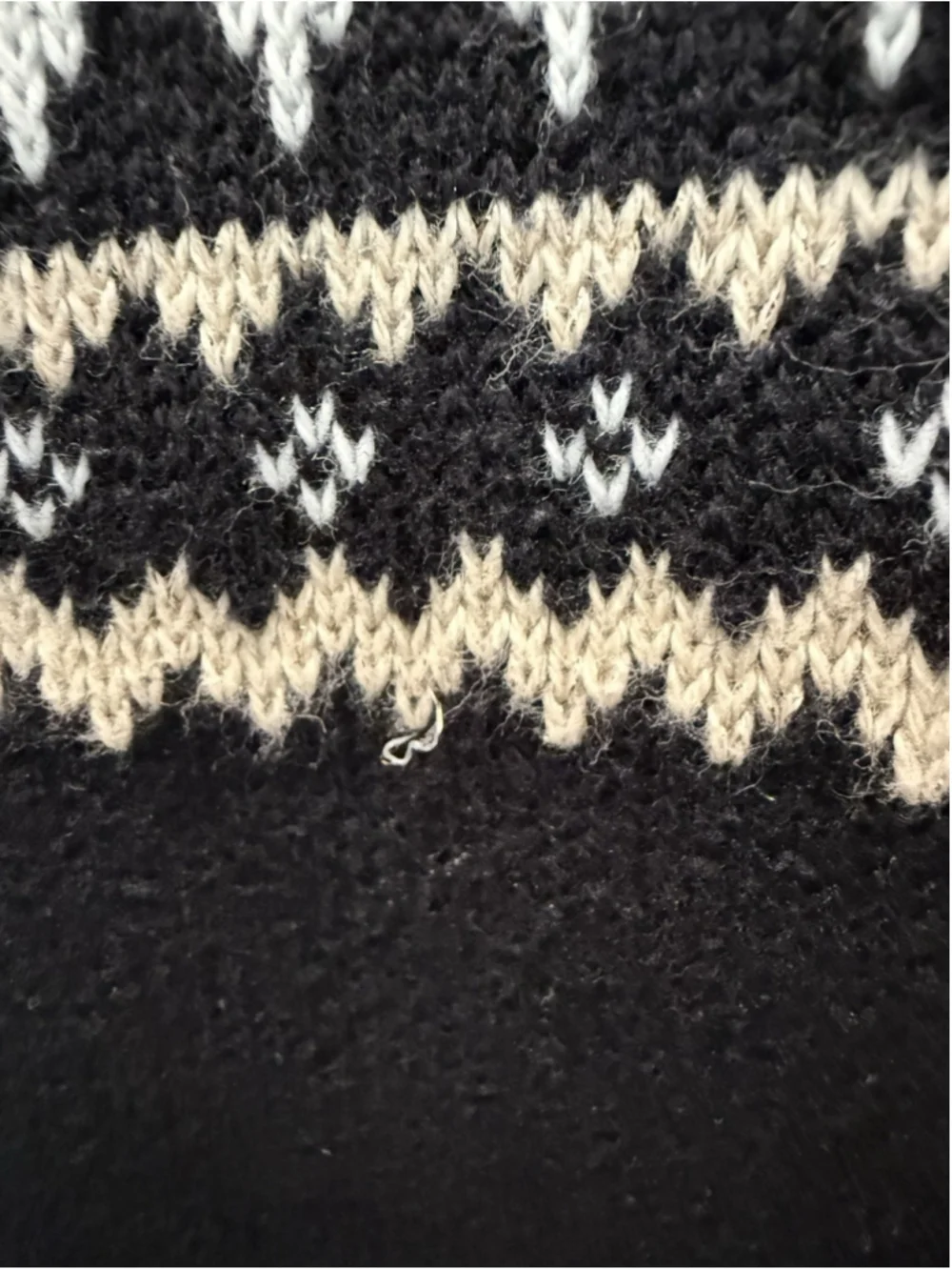 The Children's Place Girls Fair Isle Pullover Sweater Black White Beige 5T